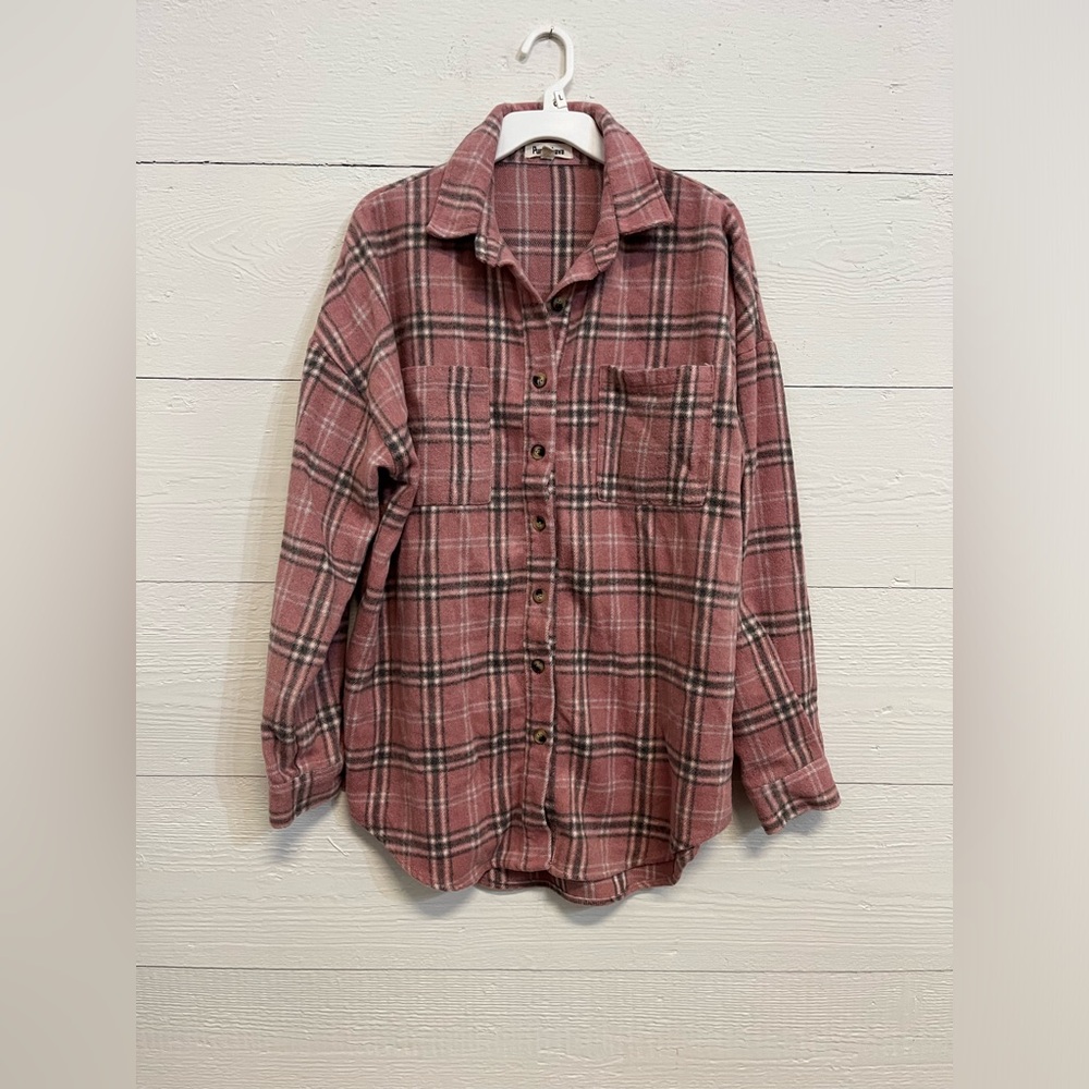 Boutique Shacket - Picture 2 of 5